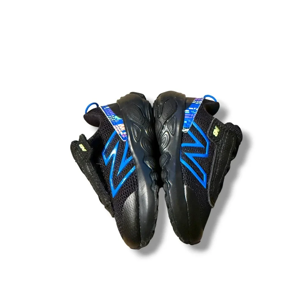 New Balance New-B 1440 Infant Sneakers‎ Size 2 Black Blue Hook Loop NEW